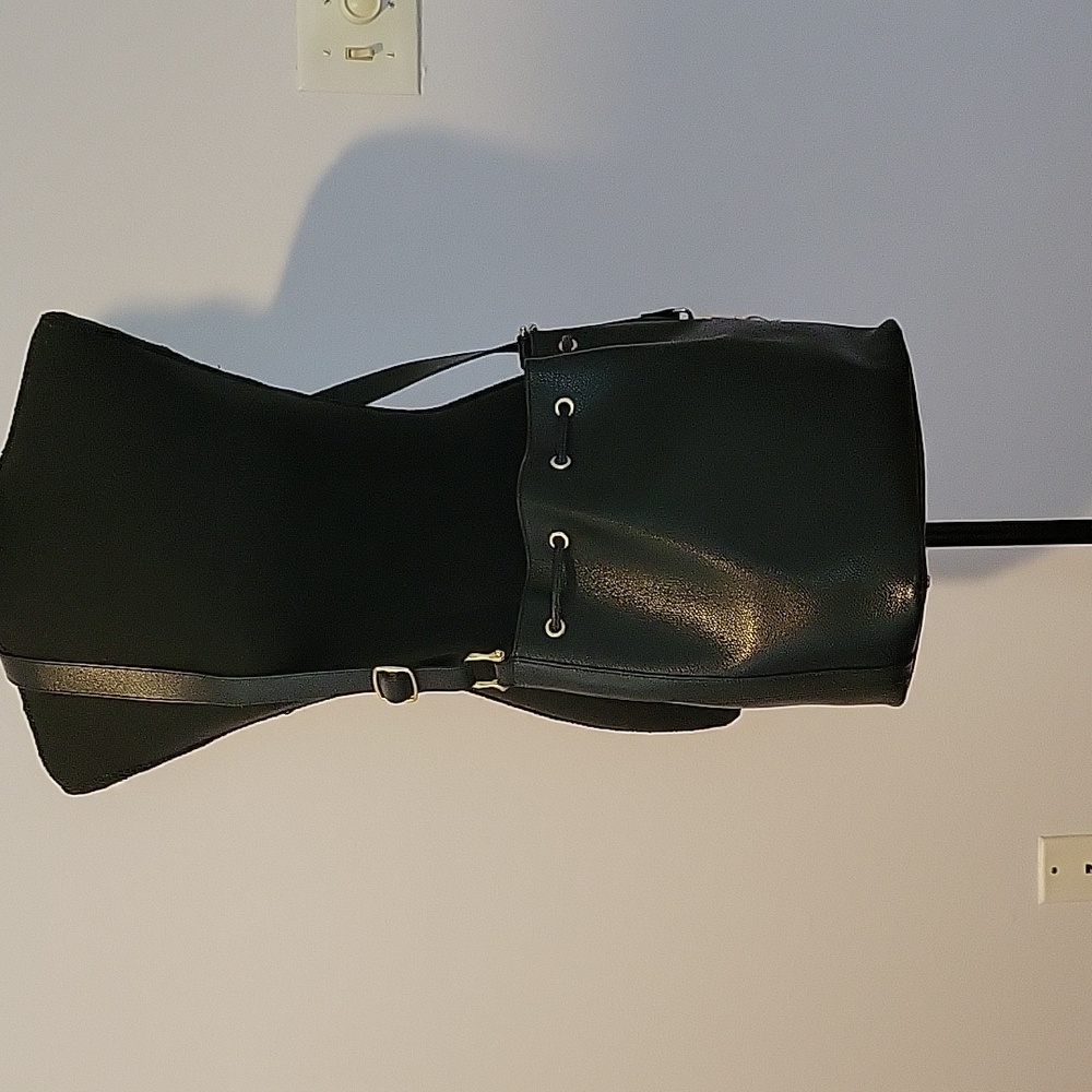 Focus Paris Black Bucket Purse